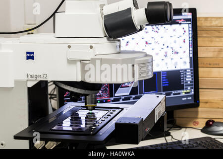 Ein Rasterkraftmikroskope im Department of Materials Science am Institut für Kernphysik in Krakau, Polen Stockfoto