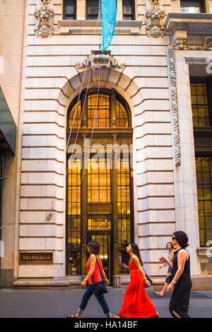Ansicht von Tiffany & Co. an der Wall Street in New York City Stockfoto