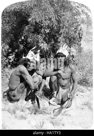 Dieses Bild erinnert an die Powell Expedition im Grand Canyon von 1873, die die geologischen Merkmale und die indigene Geschichte des Canyons erforschte und zum archäologischen und wissenschaftlichen Verständnis der Gegend beitrug. Stockfoto