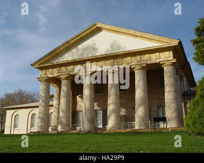 Das Arlington House auf dem Arlington National Cemetery ist eine historische Stätte, die die Geschichte der Custis-Lee-Familie und ihre Verbindung zum Bürgerkrieg erzählt. Es ist ein wichtiges historisches Wahrzeichen innerhalb des US-Nationalparks. Stockfoto