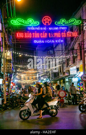 Tuyen Pho Di Bo, Walking Street, Old Quarter, Hanoi, Vietnam, Asien Stockfoto