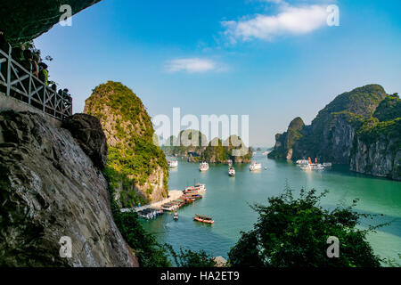 Halong Bucht, Vietnam, Asien Stockfoto