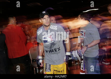 Patrick Cote nach seinem Sieg über Kendall Grove bei UFC 74 während eines Spiels gemischte Kampfkünste im Mandalay Bay Events Center in Las Vegas auf Samstag, 25. August 2007. Bildnachweis: Francis Specker Stockfoto