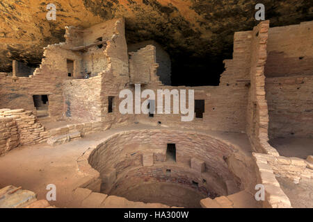 Eine Nahaufnahme eines Teils der Fichte Baumhaus, der drittgrößte Klippe Wohnung in Mesa Verde Nationalpark Colorado USA Stockfoto