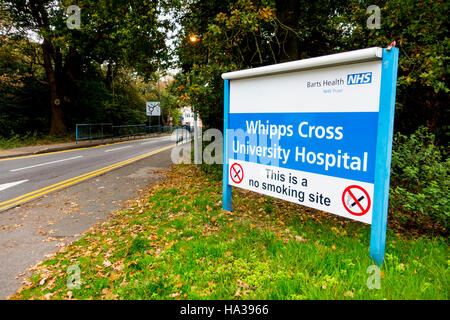 Melden Sie sich am Eingang zum Whipps Cross University Hospital, Waltham Forest, London. Mitglied des Barts Health NHS Trust Stockfoto