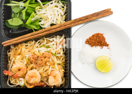 Thai-Stil rühren gebratene Nudeln oder Pad Thai mit Garnelen Stockfoto