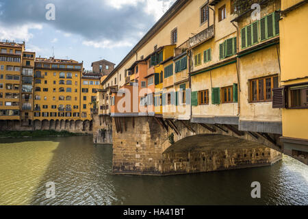Ponte Vecchio oder alte Brücke in Florenz, Italien Stockfoto