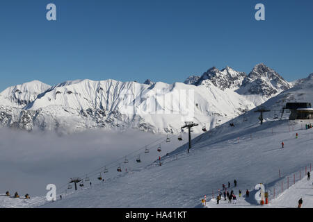 Kleinwalsertal, Österreich - 18. Februar 2016: Blick vom Berg Kanzelwand, in den Allgäuer Alpen Stockfoto