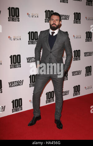 Tom Cullen besucht die 100 Straßen Filmpremiere beim BFI in London, UK - 8. November 2016 Stockfoto