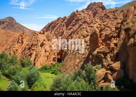 Einzigartigen Felsformationen in das Tal nach Dades Schlucht, Marokko Stockfoto