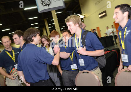 Das CS3-Projekt des Energieministeriums erforscht die Schnittstelle von wissenschaftlicher Forschung und politischem Einfluss bei der Gestaltung der Energiepolitik. Die Initiative zielt darauf ab, nachhaltige Energiepraktiken voranzutreiben und durch datengestützte politische Entscheidungen eine effiziente Ressourcennutzung zu fördern. Stockfoto