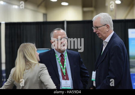 Das Energieministerium (DOE) setzt sein Engagement für die Förderung der Energieeffizienz und nachhaltiger Praktiken fort. Die Initiativen konzentrieren sich auf die Verringerung der CO2-Emissionen, die Förderung sauberer Energietechnologien und die Förderung der ökologischen Nachhaltigkeit in verschiedenen Sektoren. Stockfoto