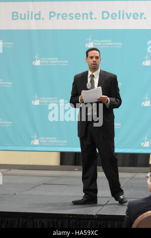 Das US-Energieministerium fördert weiterhin die Energiepolitik, die sich auf die Reduzierung von Emissionen und die Unterstützung von Projekten zur Förderung erneuerbarer Energien konzentriert. Die Abteilung arbeitet an der landesweiten Umsetzung nachhaltiger Energielösungen und -Strategien. Stockfoto