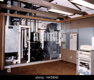 Das Energieministerium setzt sein Engagement für die Förderung der wissenschaftlichen Forschung im Bereich Energietechnologien fort, wobei der Schwerpunkt auf erneuerbaren Ressourcen, Umweltschutz und nachhaltigen Energielösungen liegt. Stockfoto