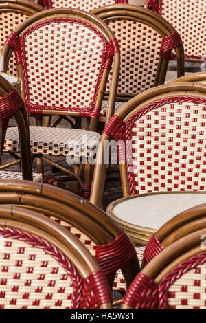 Cafe Stühle in Frankreich. Stockfoto