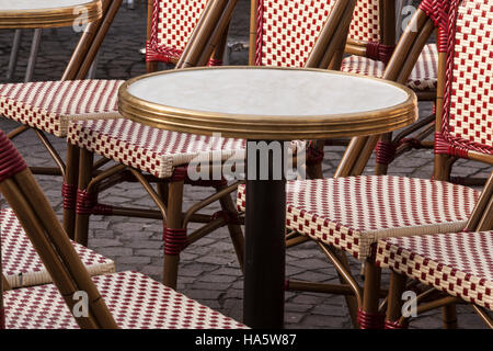 Cafe Stühle in Frankreich. Stockfoto