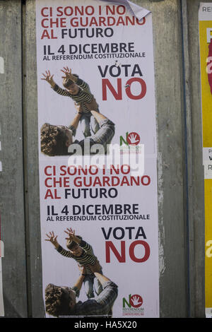 Plakaten auf dem italienischen Verfassungsreferendum des 4. Dezember 2016 Stockfoto