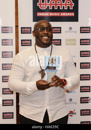 Kenny Allstar Best DJ 2016 besucht der Urban Music Awards in Porchester Hall am 26. November 2016 in London, England. Stockfoto