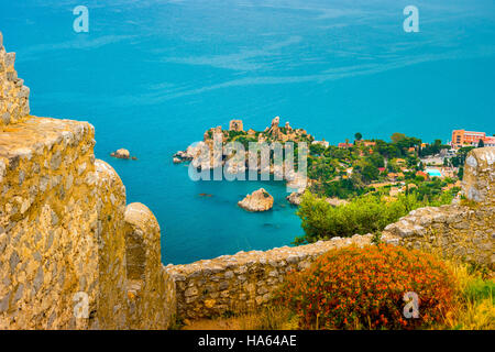 Areal Blick auf Cefalù, Italien. Stockfoto