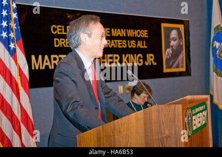 Das Energieministerium (DOE) setzt seine Arbeit zur Förderung nachhaltiger Energielösungen durch Forschung und technologische Entwicklung fort. Diese Bemühungen unterstützen nationale Ziele für Energieeffizienz und Umweltschutz. Stockfoto