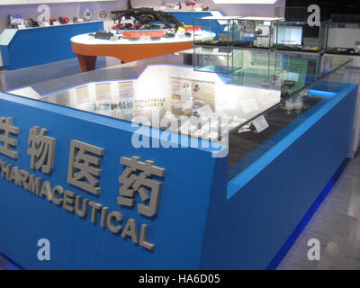 Das Energieministerium setzt sein Engagement für die Förderung von Energietechnologien und -Forschung fort und konzentriert sich dabei auf die Verringerung des CO2-Fußabdrucks und die Verbesserung der Energieeffizienz im öffentlichen und privaten Sektor. Stockfoto