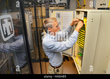 Das Energieministerium fördert weiterhin Strategien und Projekte zur Verbesserung der Energielandschaft des Landes und zur Förderung der Nachhaltigkeit. Stockfoto