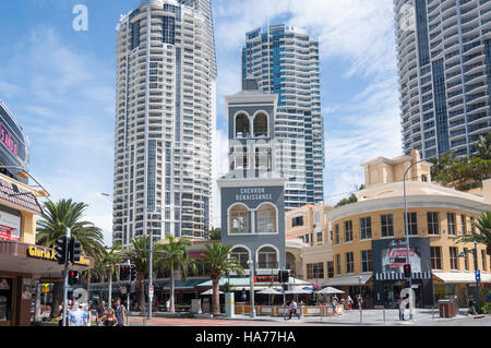 Chevron Renaissance Shopping Centre und Wohnungen, Elkhorn Avenue, Surfers Paradise, Gold Coast, Queensland, Australien Stockfoto