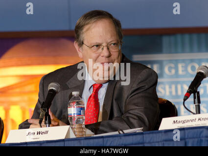 Dieses Bild zeigt eine wichtige Initiative des USDA, die sich auf nachhaltige Agrarpolitik, die Förderung verantwortungsvoller landwirtschaftlicher Praktiken und die Verbesserung der Ernährungssicherheit unter Berücksichtigung von Umweltfaktoren konzentriert. Stockfoto
