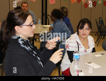 Dieses Bild des USDA unterstreicht eine wichtige Regierungsinitiative, die sich auf Umweltpolitik und die Erhaltung von Nationalparks konzentriert. Sie spiegelt die Schnittstelle zwischen politischen Maßnahmen und ökologischen Umweltschutzbemühungen in den USA wider Stockfoto