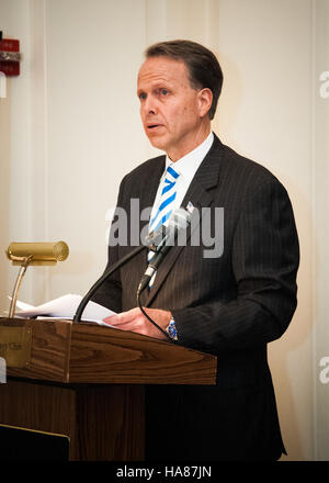 Eine Konferenz mit Charles Milam, stellvertretender Verteidigungsminister für Militärgemeinde und Familienpolitik, konzentriert sich auf die Unterstützung von Militär- und Veteranenfamilien, neben der Rolle des USDA in der Landwirtschaft und in Nahrungsmittelprogrammen für Mitglieder des Militärdienstes. Stockfoto