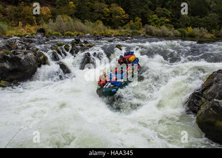 Usinterior 9103213020 Wildwasser-rafting auf der Rogue River in Oregon Stockfoto