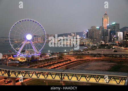 China, Hongkong, Wan Chai, Skyline, Riesenrad, Stockfoto