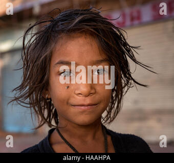 Kind lebt auf der Straße, Jodhpur, Rajasthan, Indien Stockfoto