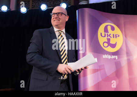 Paul Nuttall ist als der neue Ukip Führer im Emmanuel Centre in Westminster, London angekündigt. Stockfoto