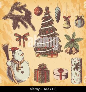 Weihnachten oder Silvester Hand gezeichneten farbigen Vektor-Illustration. Attribute und Symbole zu skizzieren, Vintage-Stil, Schneemann, Tannenbaum, Zweig, Schmuck, Geschenke, Bogen, Glocken. Hell braun Grunge Papierhintergrund. Stock Vektor
