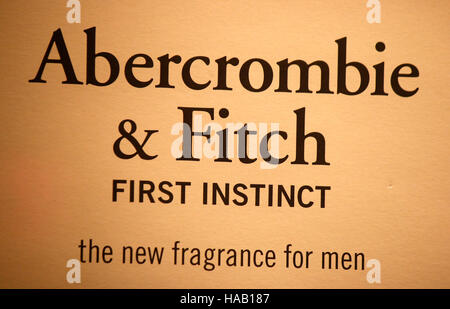 Das Logo der Marke "Abercombie and Fitch", Berlin. Stockfoto
