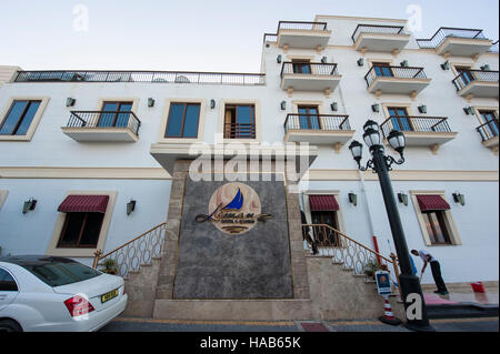 Ein luxuriöses Hotel und Casino in Kyrenia - Girne an der nördlichen Küste von Zypern. Stockfoto