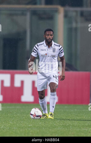 Firenze, Italien. 24. November 2016. Fernando Lopes Dos Santos Varela (PAOK) Fußball: UEFA Europa League Gruppe J-match zwischen ACF Fiorentina 2-3 PAOK FC im Stadio Artemio Franchi in Florenz, Italien. © Maurizio Borsari/AFLO/Alamy Live-Nachrichten Stockfoto