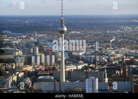 Berlin, Deutschland. 28. November 2016. Die Skyline von Berlin-Mitte mit dem Alexander Fernsehturm in Berlin, Deutschland, 28. November 2016. Foto: Soeren Stache/Dpa/Alamy Live News Stockfoto