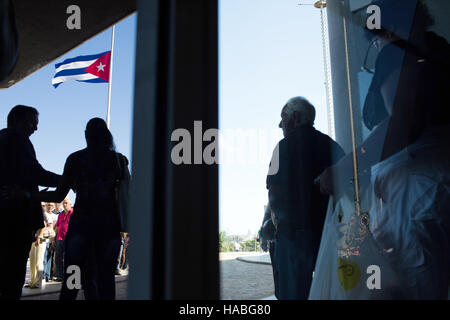 Havanna, Kuba. 29. November 2016. Außerhalb der Hommage an Fidel in der Plaza De La Revolucion in Havanna, Kuba, 29. November 2016. Foto: Lisette Poole/Dpa/Alamy Live News Stockfoto