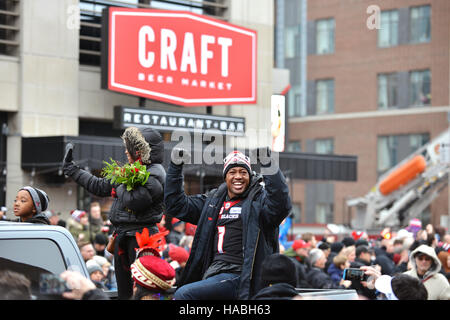 Ottawa, Kanada. 29. November 2016. MVP Henry Burris während der Grey Cup Parade am Lansdowne Park.  Die 41-jährige Quarterback führte die Ottawa-Redblacks, nur die 3. Staffel der Stadt erste CFL Meisterschaft in 40 Jahren mit einem Überraschungssieg über Calgary Stampeders. Bildnachweis: Paul McKinnon/Alamy Live-Nachrichten Stockfoto