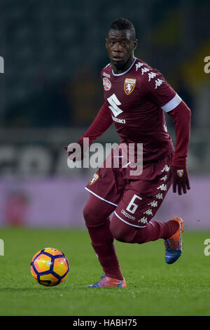 Turin, Italien. 29. November 2016: Afriyie Acquah von Torino FC in Aktion während der TIM Cup Fußballspiel zwischen FC Turin und AC Pisa. Bildnachweis: Nicolò Campo/Alamy Live-Nachrichten Stockfoto