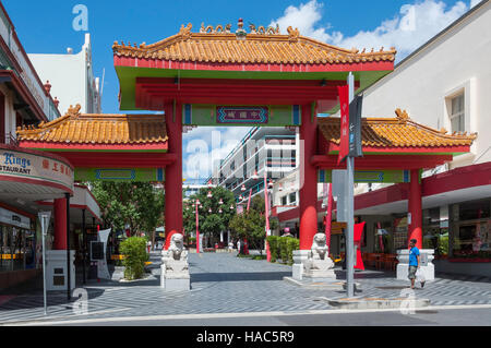 Paifang Eingangstor zur Chinatown Mall, Chinatown, Fortitance Valley, Brisbane, Queensland, Australien Stockfoto