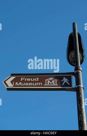 Wegweiser für das Freud Museum, Hampstead, London, england Stockfoto