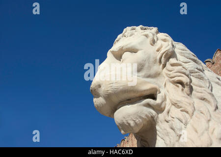 Piraeus Löwe, eine antike Statue am Eingang des Venetian Arsenal (mit textfreiraum) Stockfoto