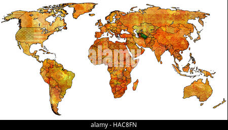 Turkmenistan Flagge auf alten Vintage Welt Weltkarte mit Ländergrenzen Stockfoto