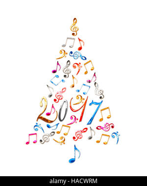 2017-Weihnachtsbaum mit bunten Metall Musiknoten isoliert auf weißem Hintergrund Stockfoto