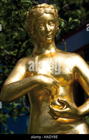Goldene Statue in Berlin Stockfoto