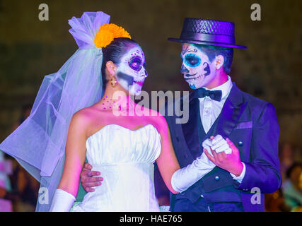 Teilnehmer auf einem Karneval der Tag der Toten in Oaxaca, Mexiko Stockfoto