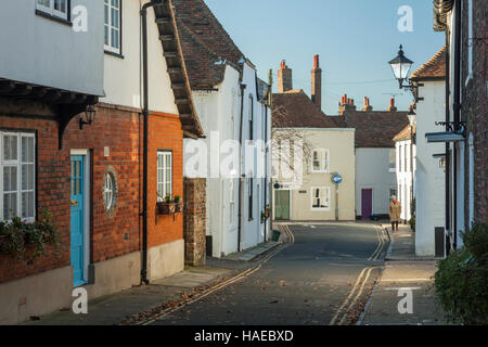 Herbstnachmittag in der malerischen Stadt Sandwich, Kent, England. Stockfoto